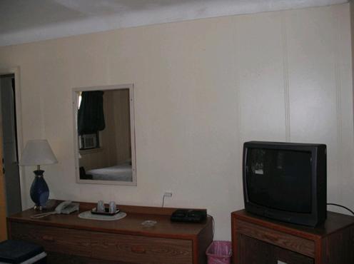 Bluewater Motel Sarnia Room photo